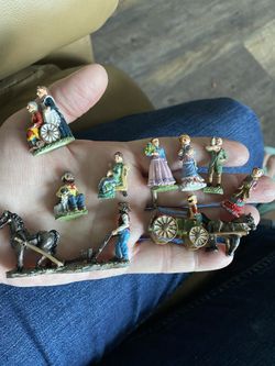 Mini figures