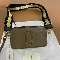 Marc Jacobs Snapshot Crossbody bag Black/ Yellow Strap