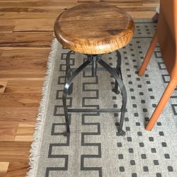 Swivel Bar Stool