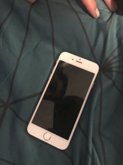 I phone 6 clean no cracks