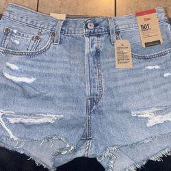 Levi 501 Shorts- Size 31