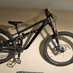 Mountain Bike Polygon T8