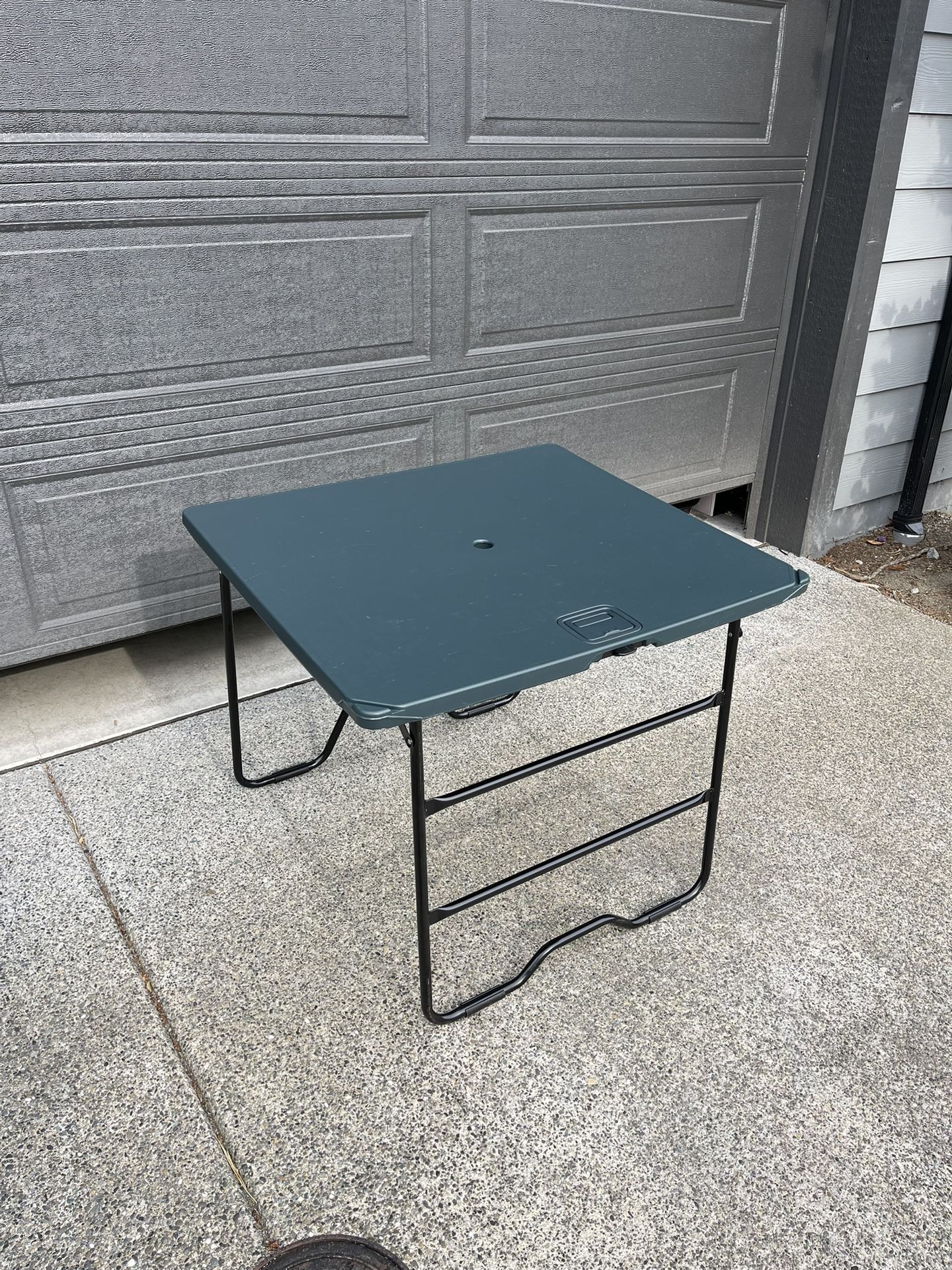 Honda CRV Table