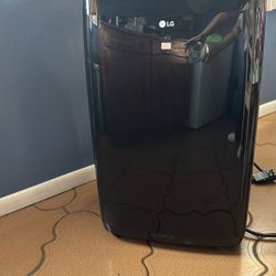 LG PORTABLE AIR CONDITIONER 
