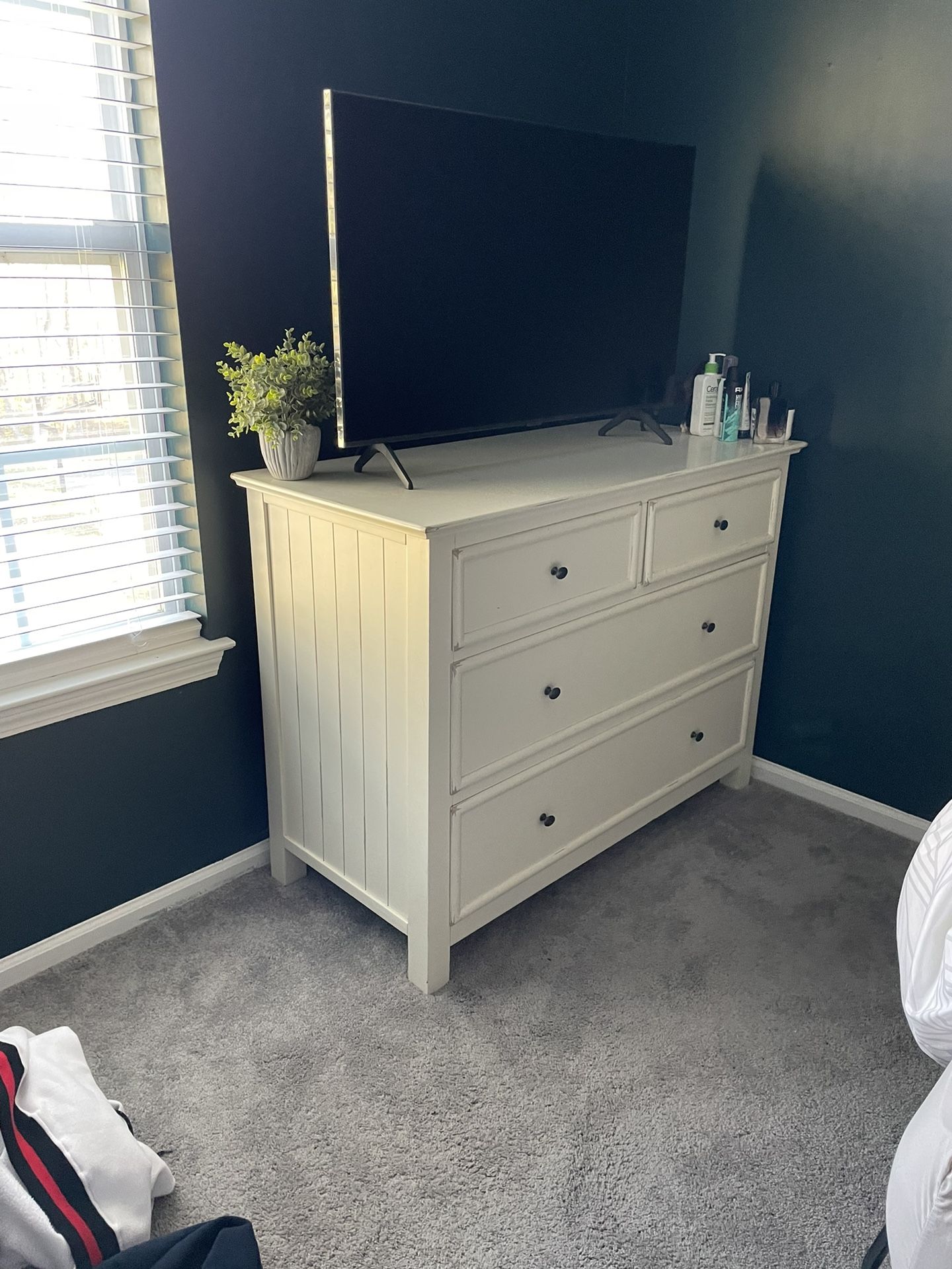 White Dresser