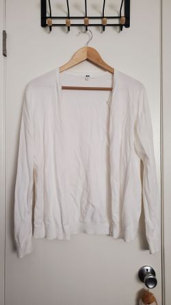 UNIQLO Cardigan Size XL