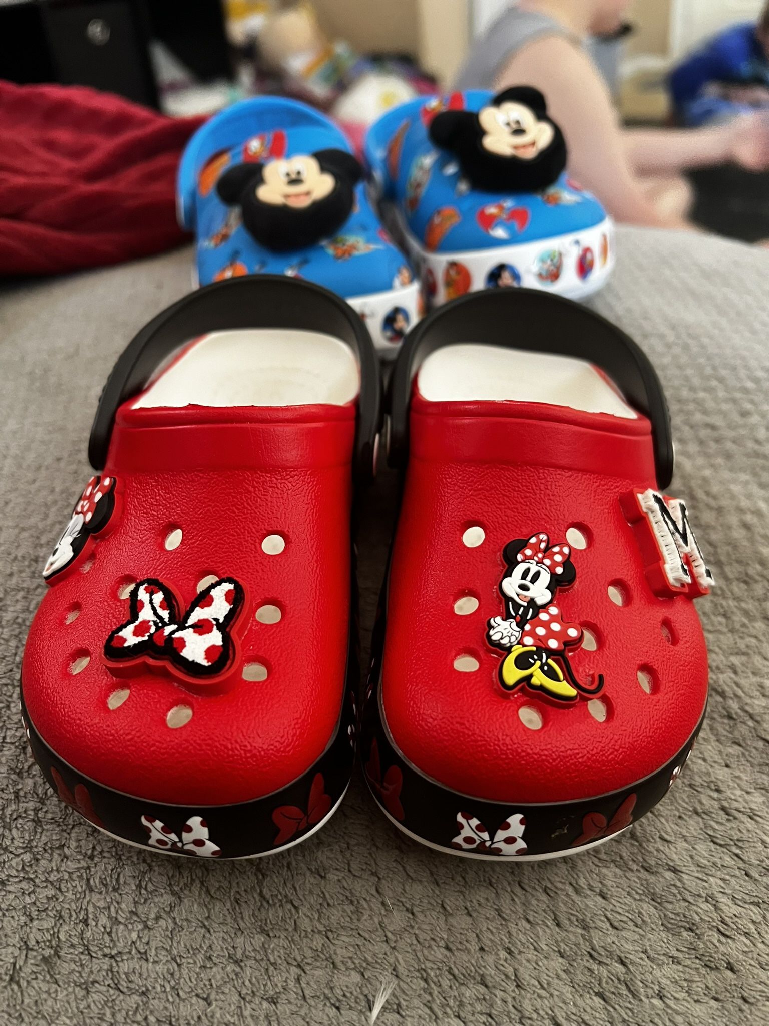 7C Minnie Mouse Light Up Crocs Bought From Disneyland