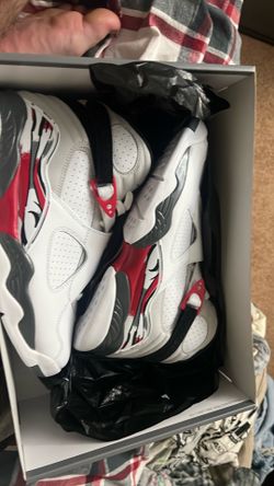 Bugs bunny retro 8 Brand New Size 9