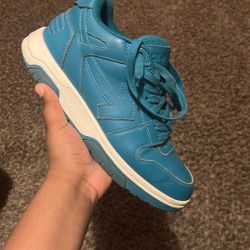 OFFWHITES “ OUT OF OFFICE” 