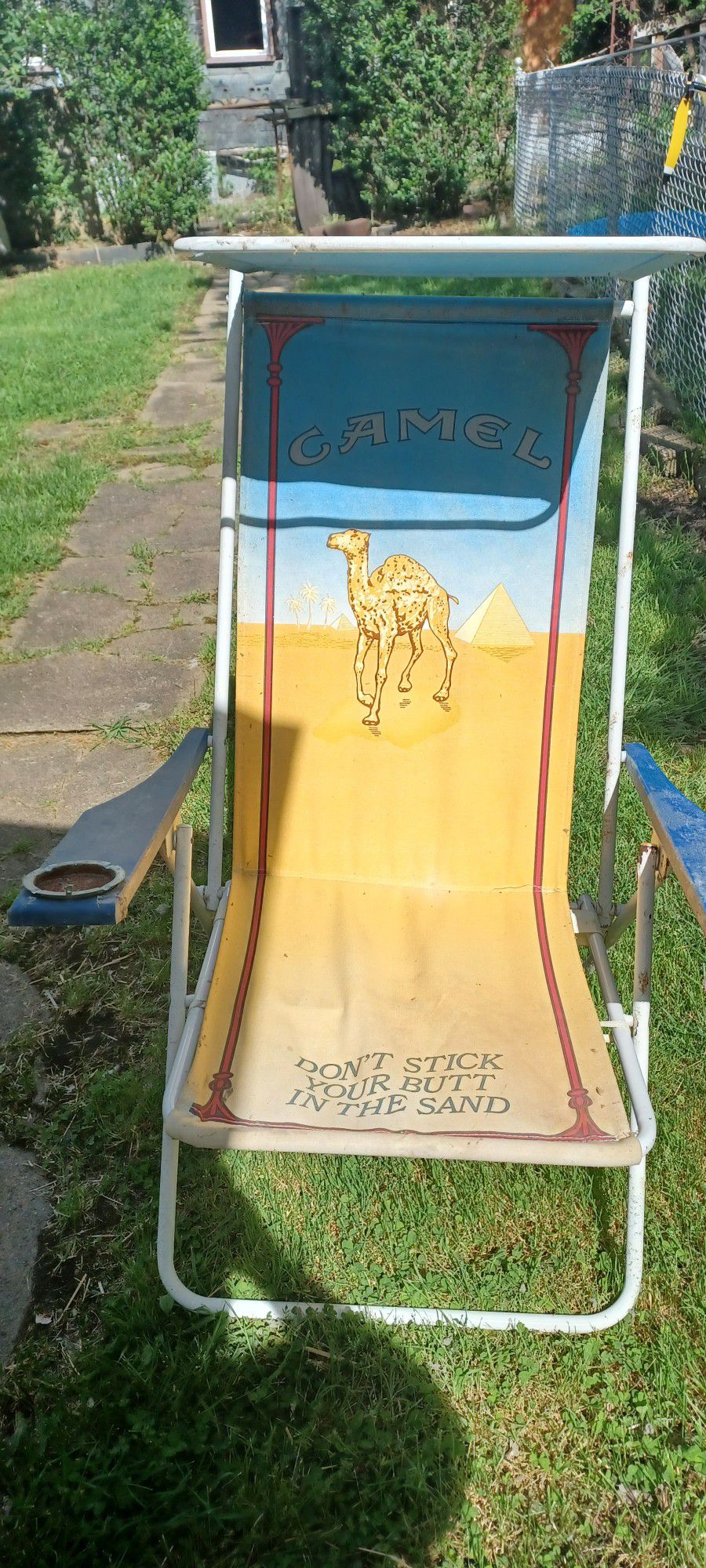 Early '90s Camel Cigarette Sun Chair