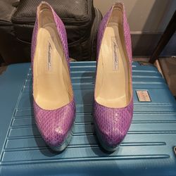 Brian Atwood sz 39 snake skin