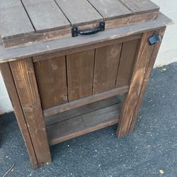 Wooden Ice Chest 