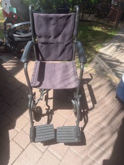 TRANSPORT CHAIR
