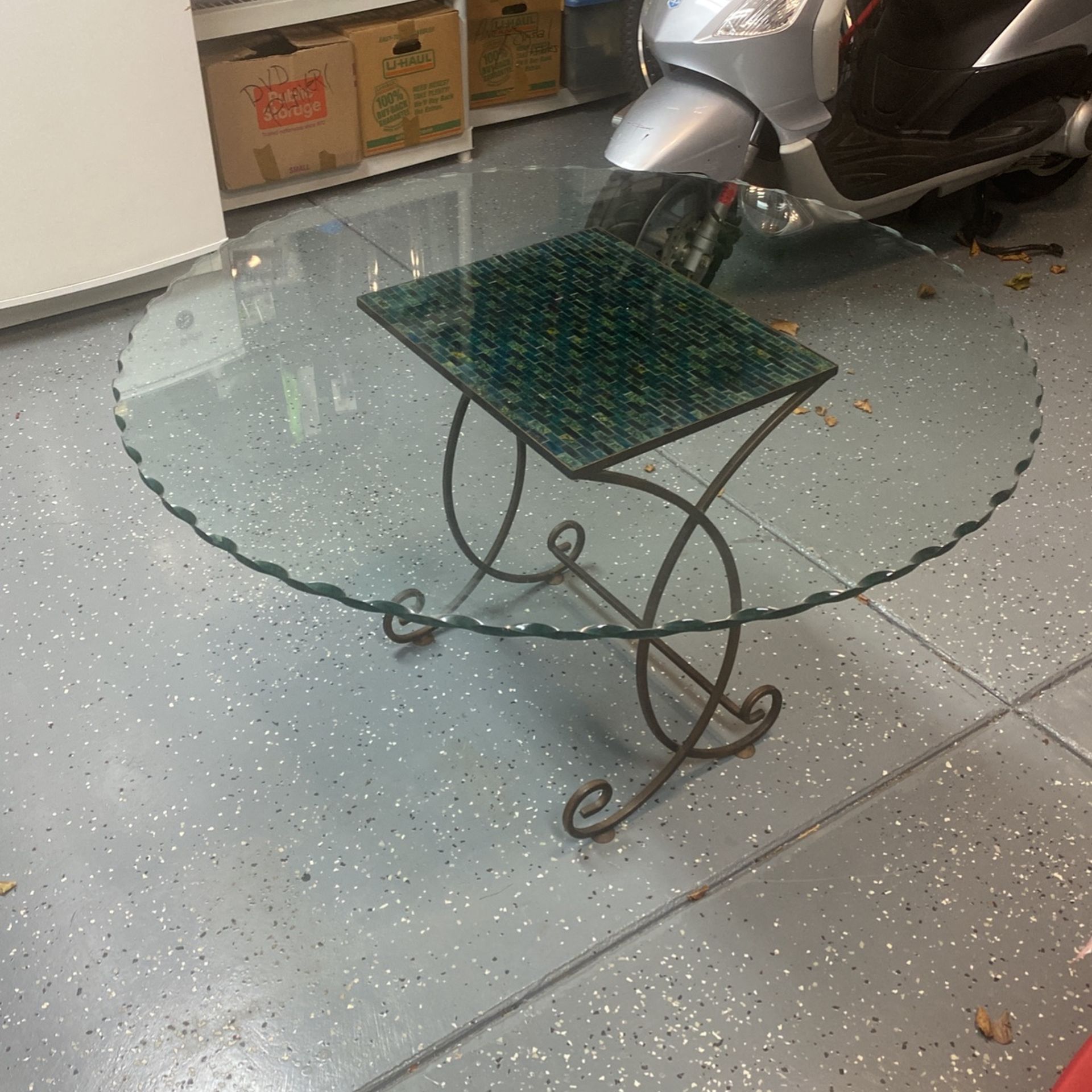 Round Glass Table Top 45 In, Across By 1/2 Thick