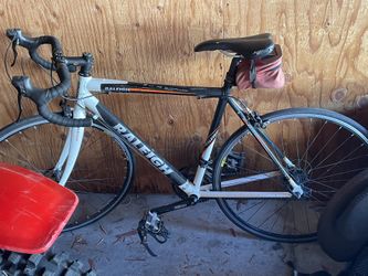 Raleigh Grand Sport atomic carbon fiber composite, alum triangle,