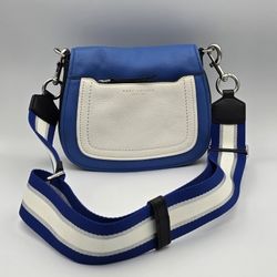 Marc Jacobs

Leather crossbody bag