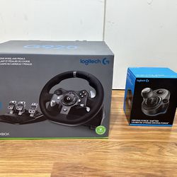Logitech G920 with Driving Force Shifter