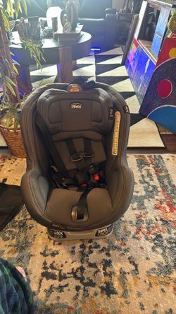 Chicco car seat