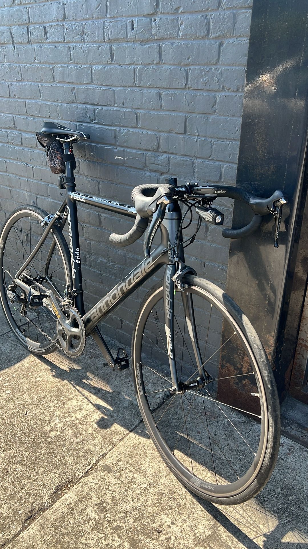 Cannondale Supersix Carbon fiber road bike