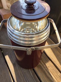 Vintage thermos bottle collection