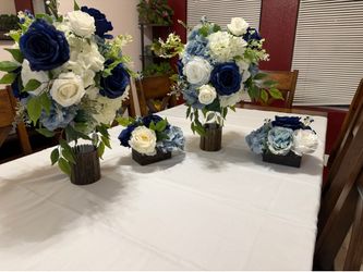 Navy floral centerpieces