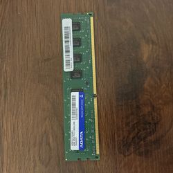 ADATA (4GB) Ram  Pc3  DDR 3