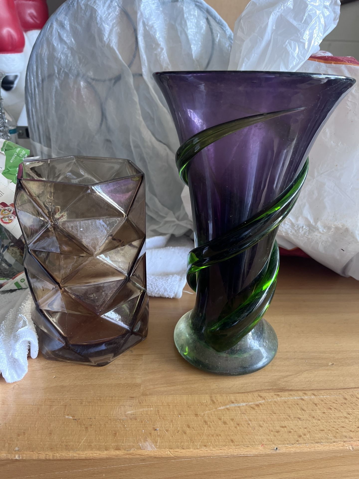2 Vase