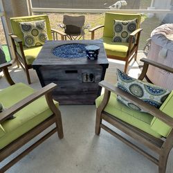 Patio set with fire ring that works
