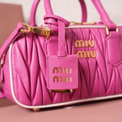 miumiu New women's bowling bag