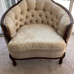 Old Fashion Sofa Set