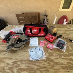 Milwaukee M18 7-1/4" Circular Saw