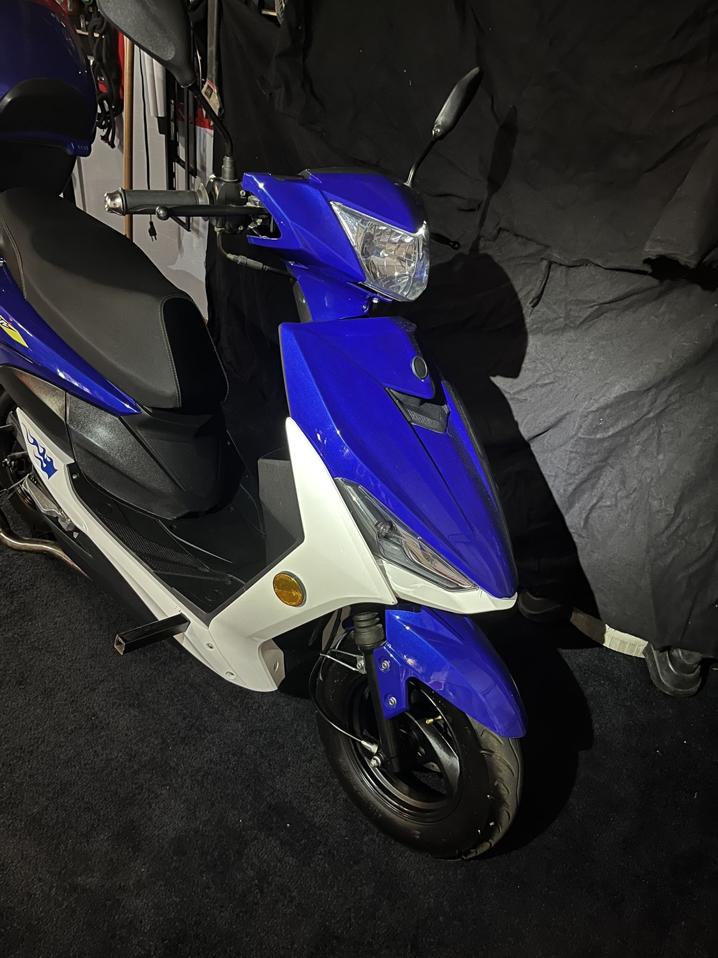 2024  Scooter  Super .