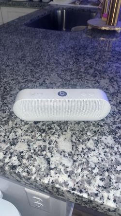 Beats pill speaker