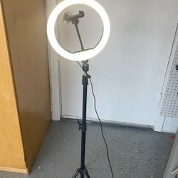 Ring Light 10 Inch Lightbulb 4 Feet Tall