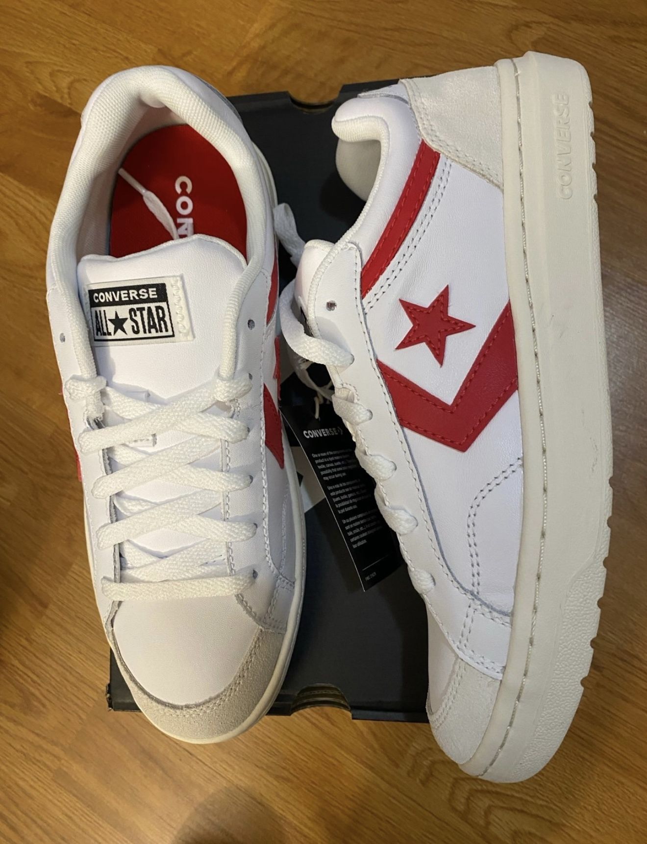 New Mens Converse Sz 8, 8.5 Shoes Leather