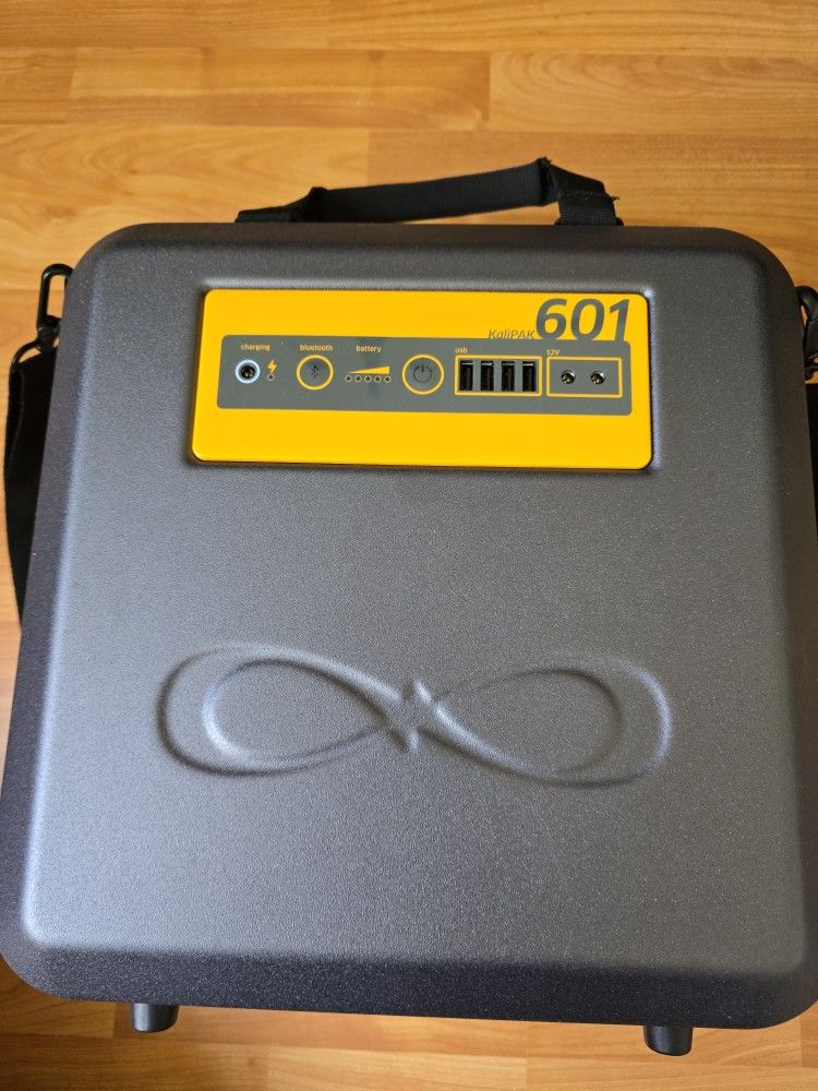 Off The Grid Portable Battery Pack With Solar Blanket Kalipak601a