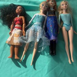 Dolls ( Frozen Dolls And Moana Doll )