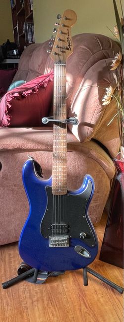 Squier by Fender Electric Guitar