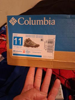 Columbia grey hiking shoes