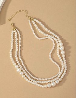 Pearl necklace