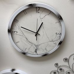 Round Marble Finish Wall Clock