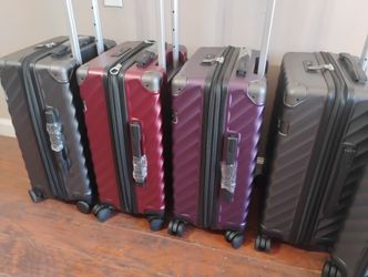 Carry On 20 inches Luggage