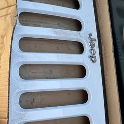 2017 JEEP WRANGLER OEM GRILL