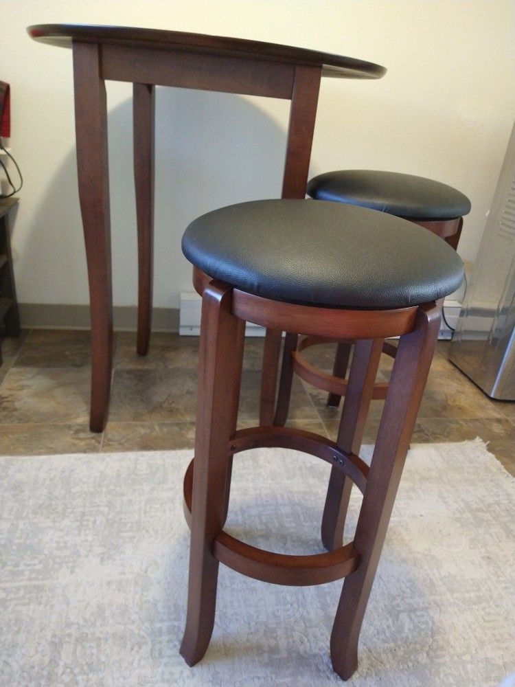 Barstools Set of 2 Modern PUleather Bar Stools and Table
