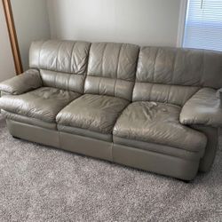 Lazy Boy Couch Free Delivery 🚚 