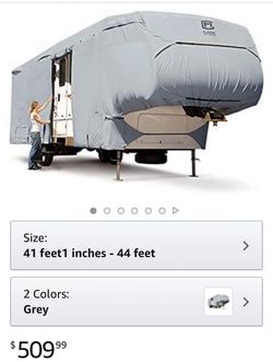 Almost new 5th Wheel Cover up to 44 feet .