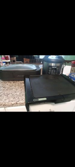 Indoor grill with rice cooker and griddle all work great take 50 for all 3 cash only