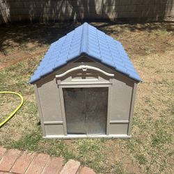 Dog Houses (2)