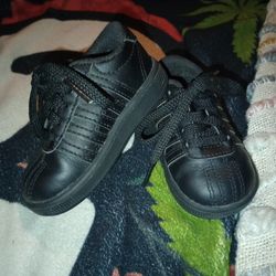 Brand New K*Swiss Infants Size 3c Sneakers