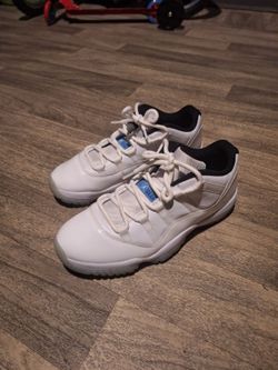 Size 10 Jordan Retro 11 Low Blues